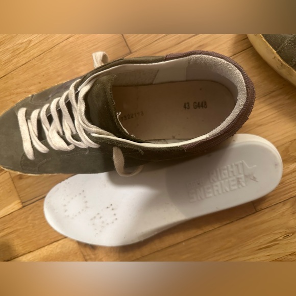 Golden Goose Men’s Sneakers - Picture 6 of 7